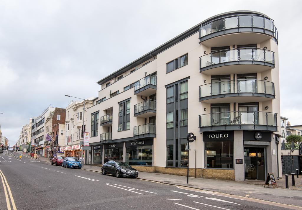 Central Brighton Apartment With Private Parking Habitación foto